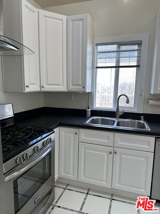 3017 Colorado Ave Unit: A