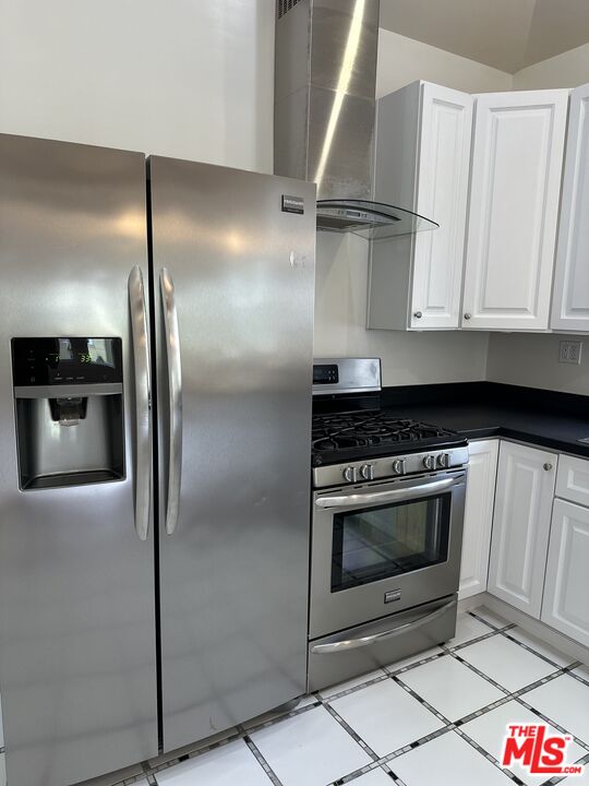 3017 Colorado Ave Unit: A