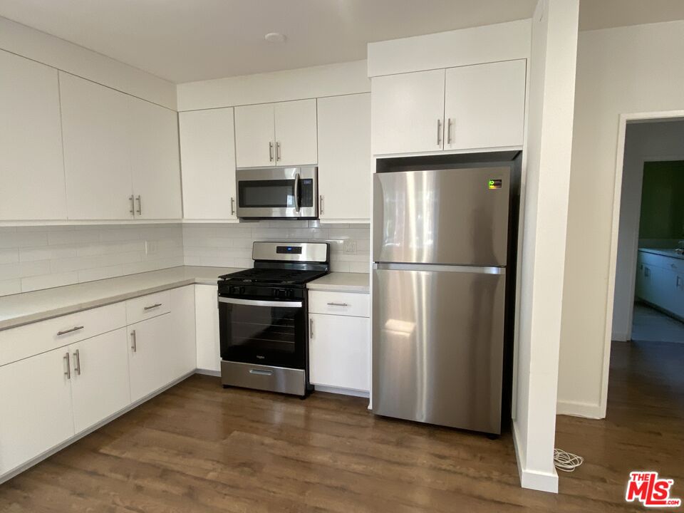 3332 Helms Ave Unit: 3