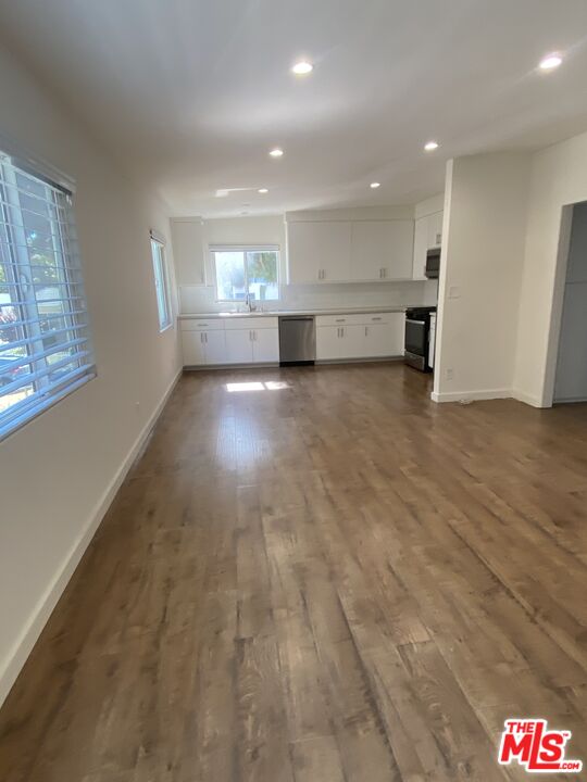 3332 Helms Ave Unit: 3