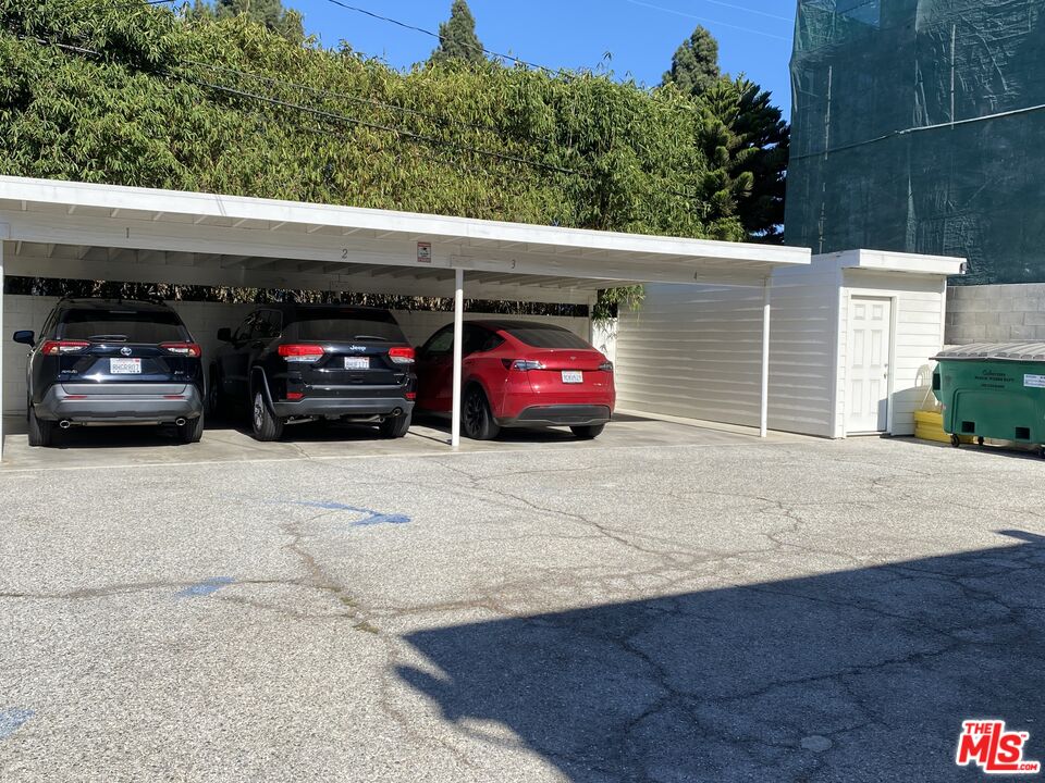 3332 Helms Ave Unit: 3