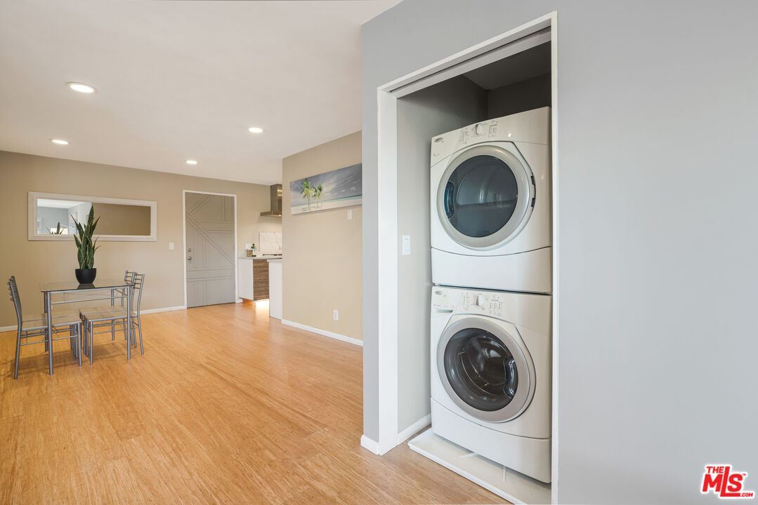 8001 Redlands St Unit: 207
