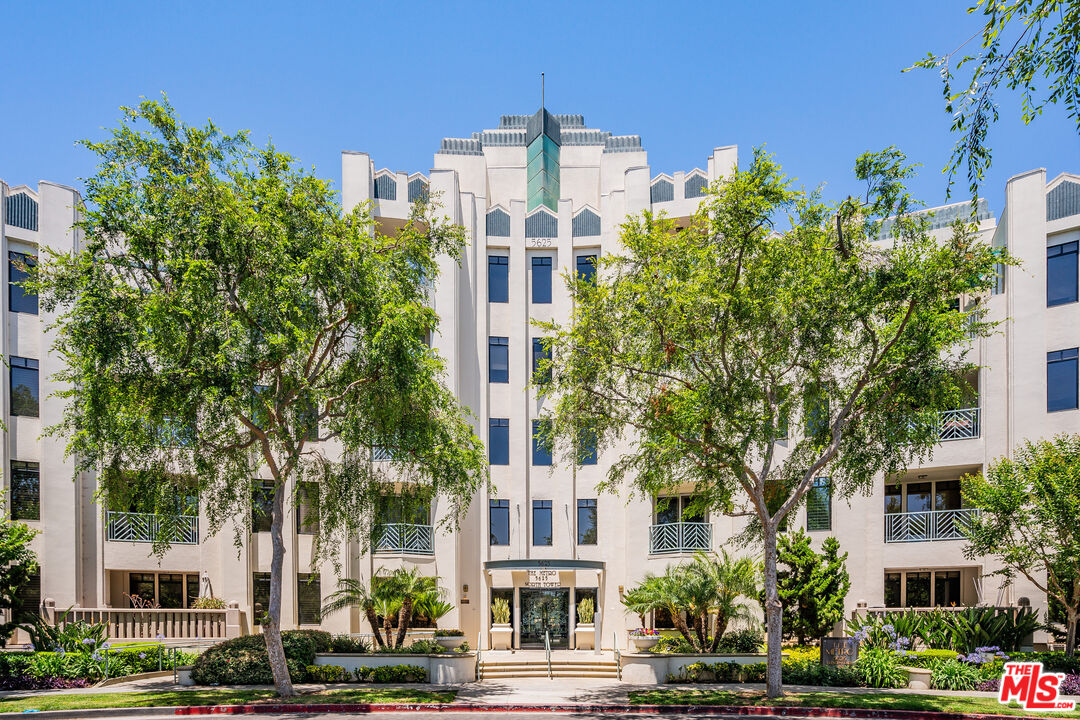 5625 Crescent Park Unit: 126