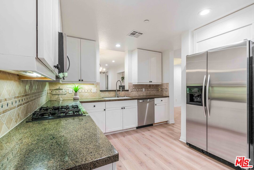 5625 Crescent Park Unit: 126