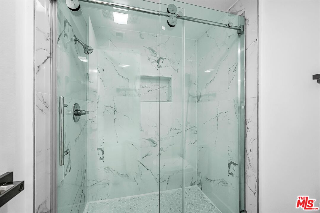 4425 Alla Rd Unit: 5