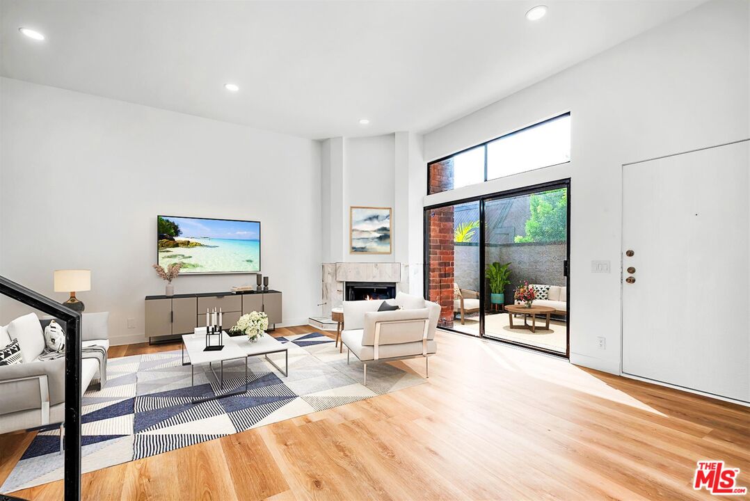 4425 Alla Rd Unit: 5