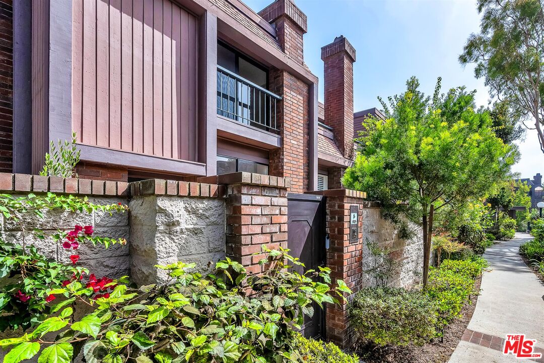 4425 Alla Rd Unit: 5