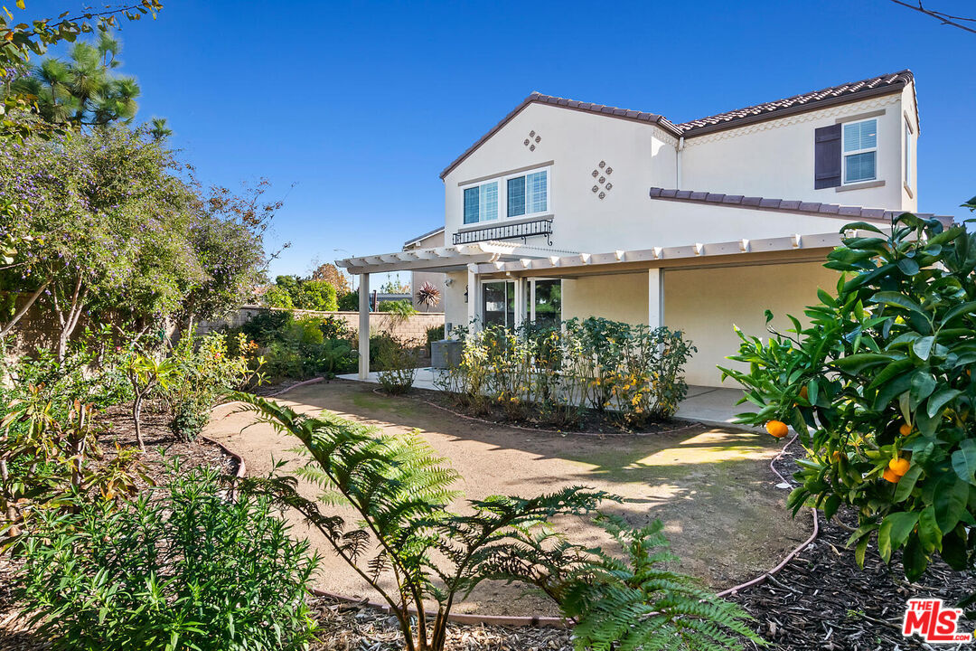 291 Santa Susana Rd