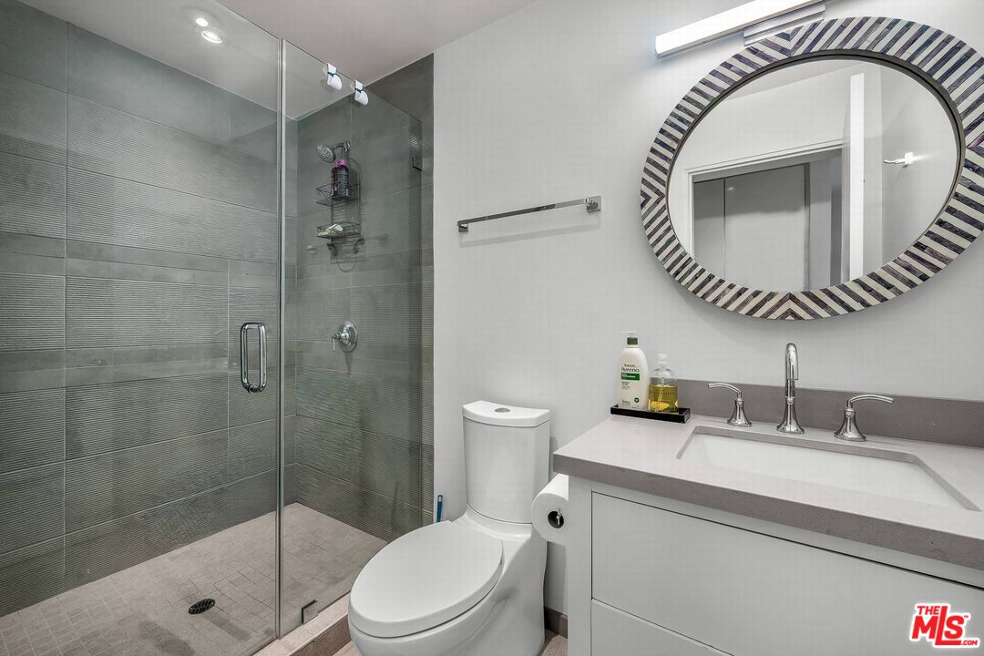 5515 Pacific Ave Unit: 1