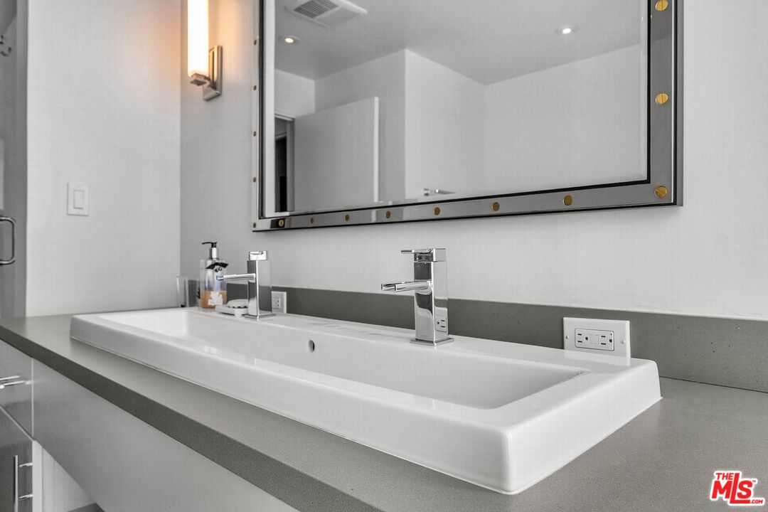 5515 Pacific Ave Unit: 1