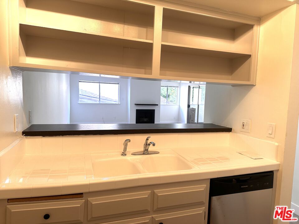 601 Coeur D Alene Ave Unit: 5