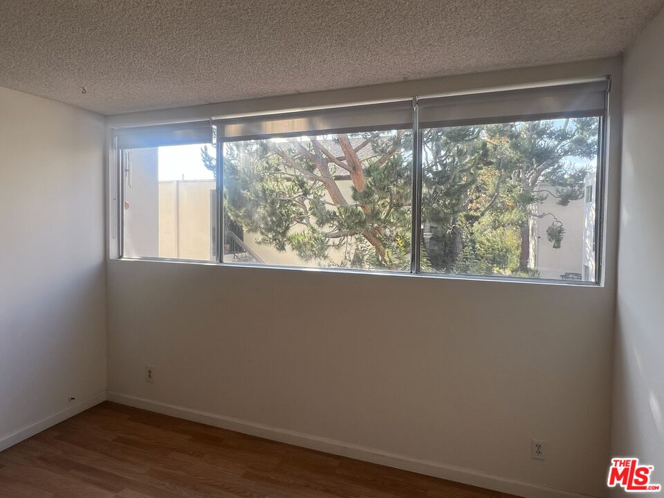 6000 Canterbury Dr Unit: D212