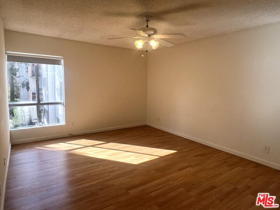 6000 Canterbury Dr Unit: D212