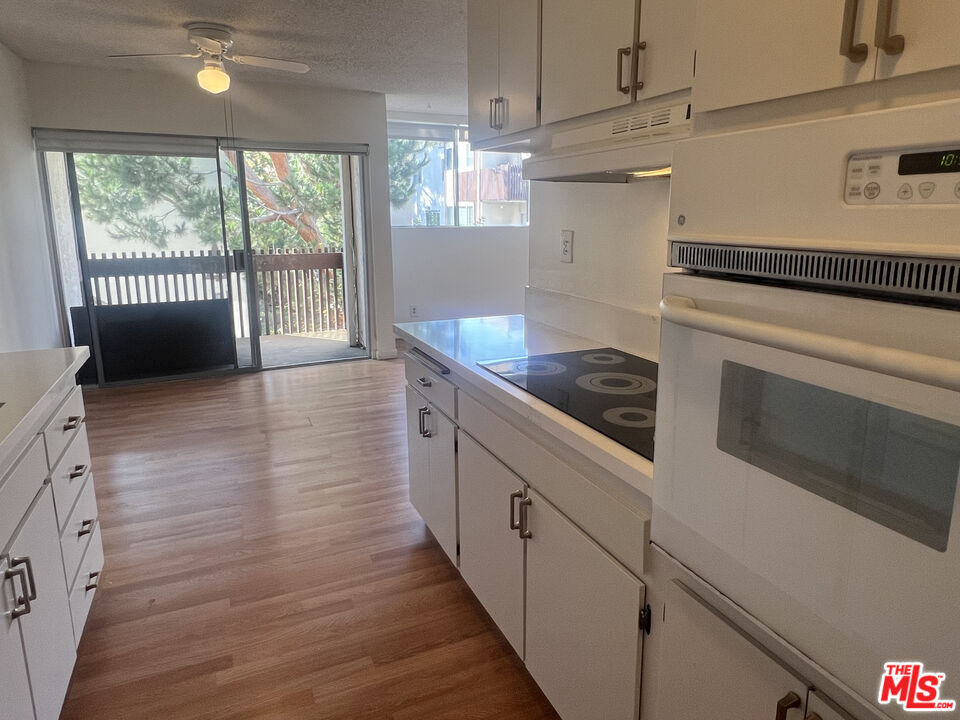 6000 Canterbury Dr Unit: D212