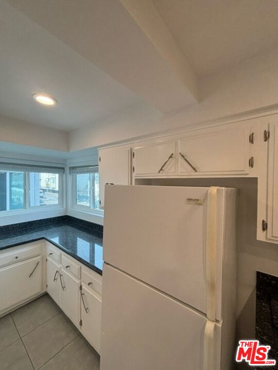 24 Lighthouse St Unit: A
