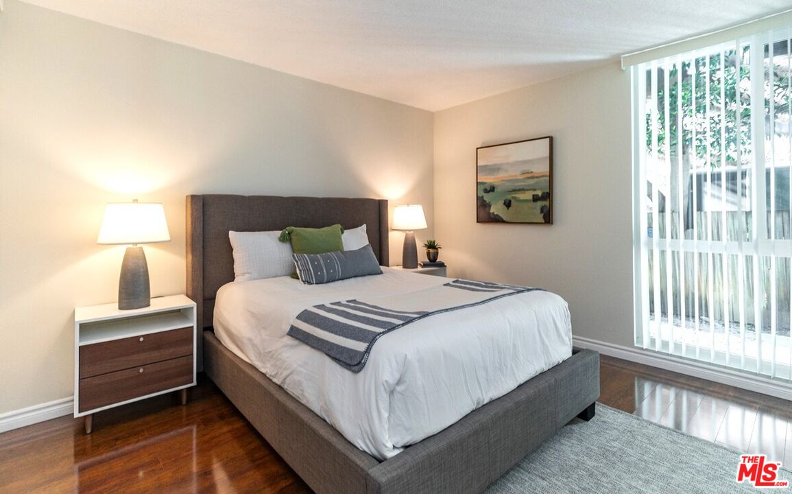 5625 Windsor Way Unit: 110