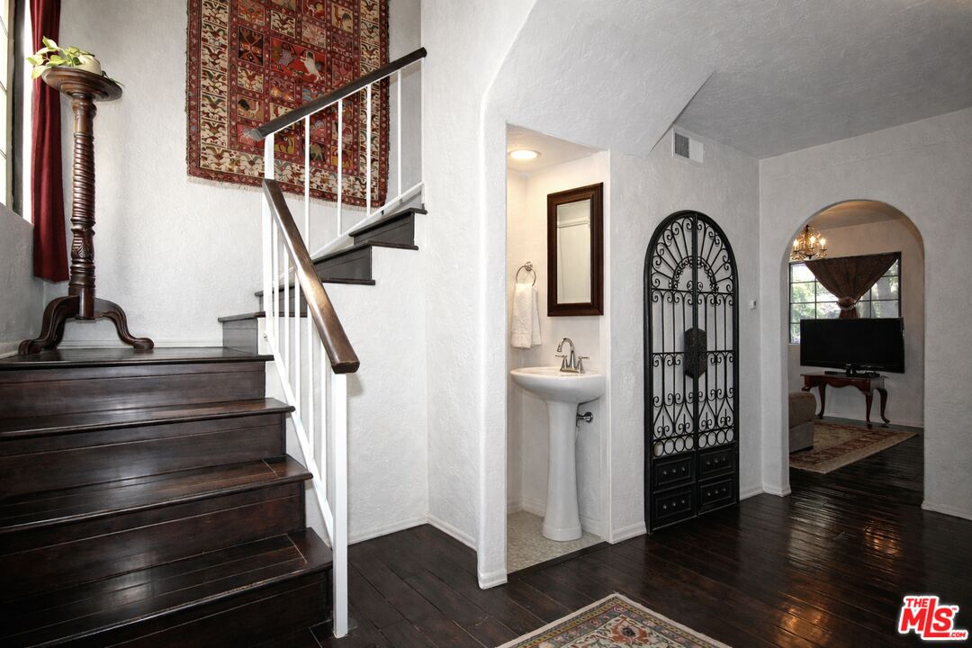 4304 DUQUESNE AVE Unit: 5A