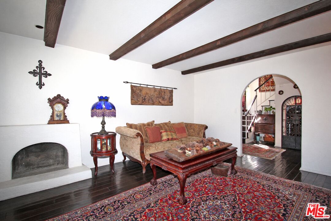 4304 DUQUESNE AVE Unit: 5A