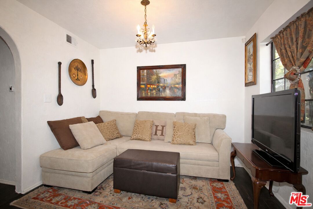 4304 DUQUESNE AVE Unit: 5A