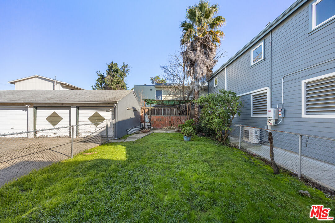 6320 Shattuck Ave