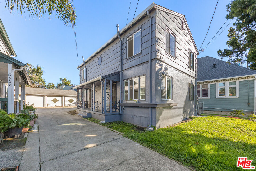 6320 Shattuck Ave