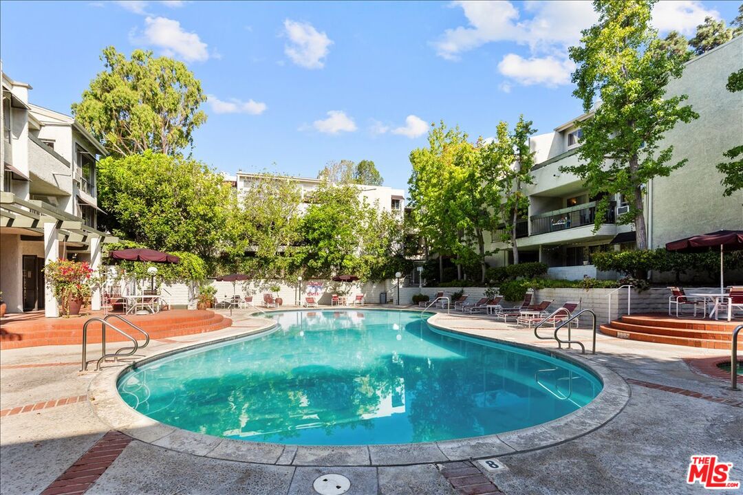 4900 Overland Ave Unit: 140