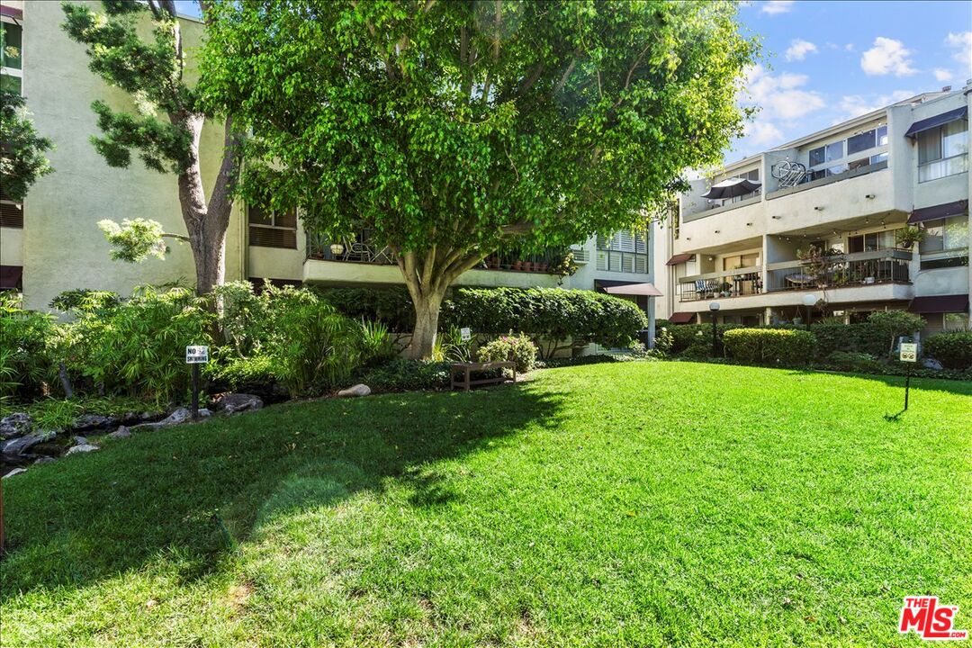 4900 Overland Ave Unit: 140