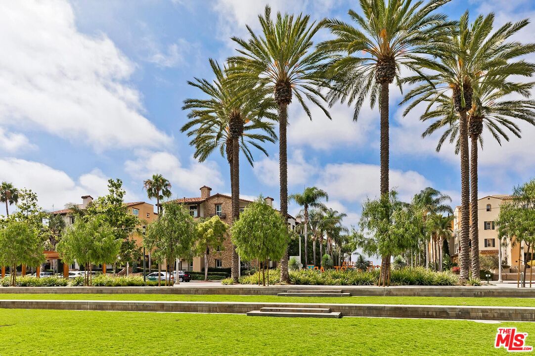 7100 Playa Vista Dr Unit: 421