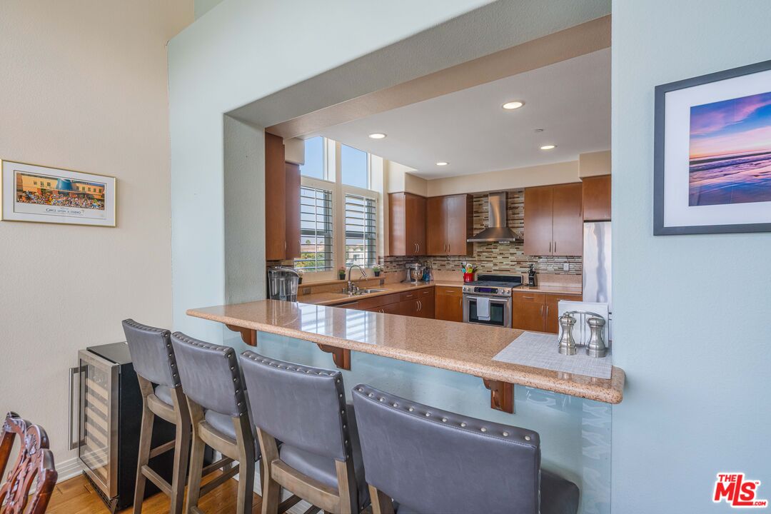 7100 Playa Vista Dr Unit: 404