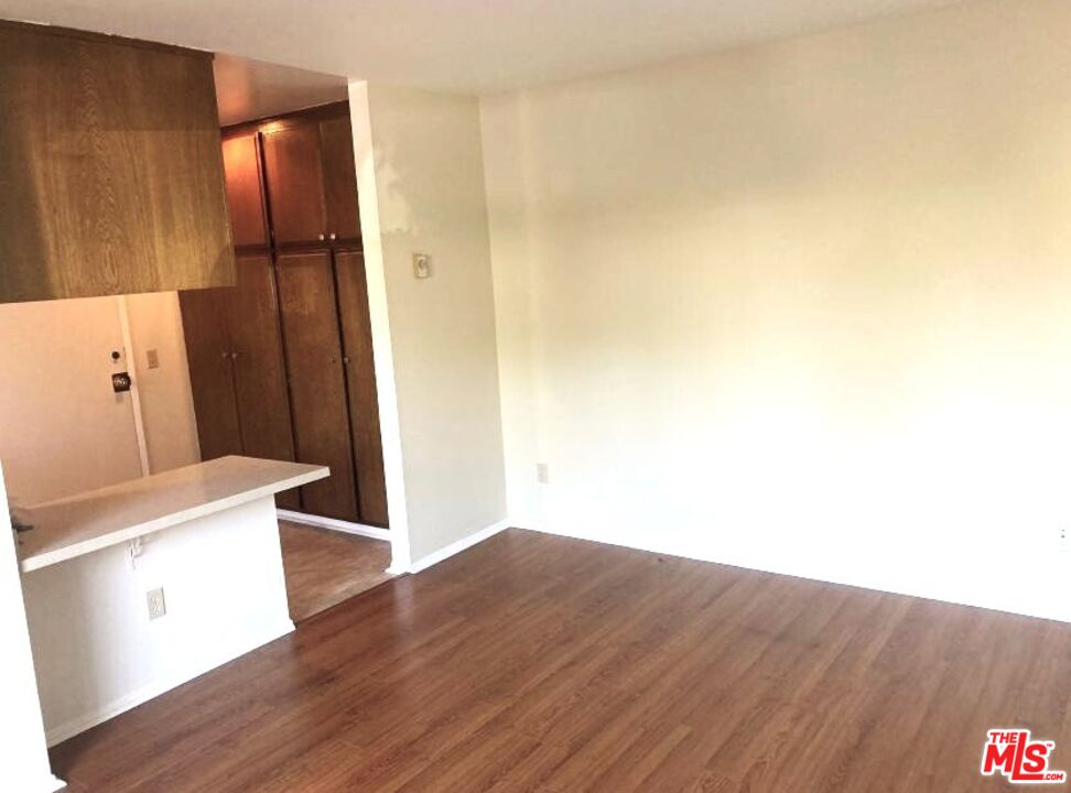 3845 Westwood Blvd Unit: 1