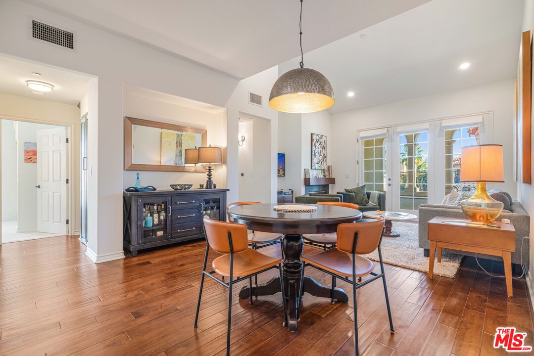 5935 Playa Vista Dr Unit: 407