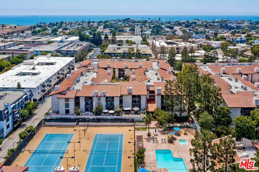 8515 Falmouth Ave Unit: 206