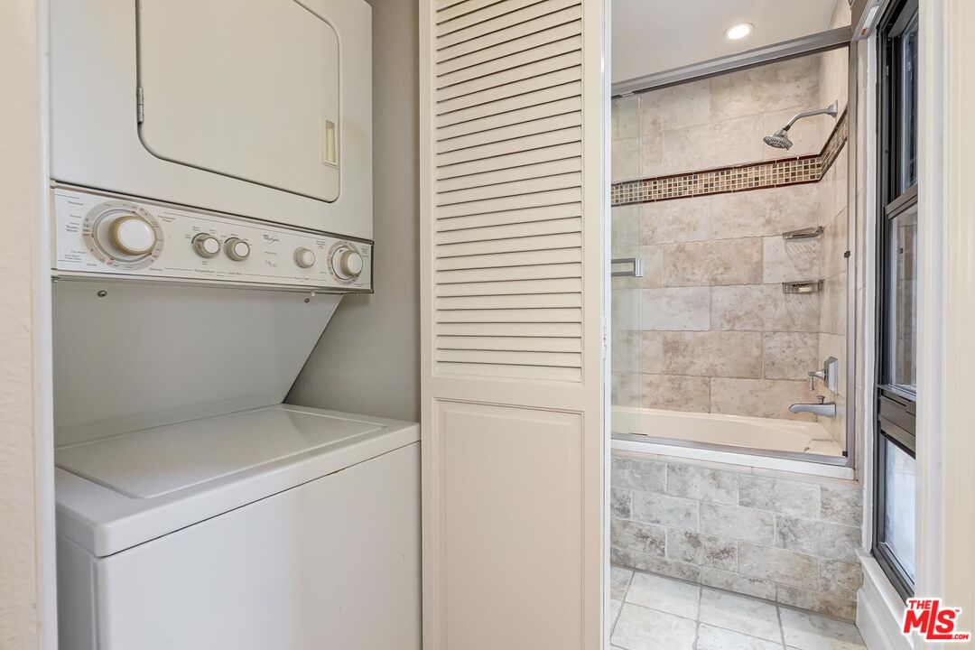 8515 Falmouth Ave Unit: 206