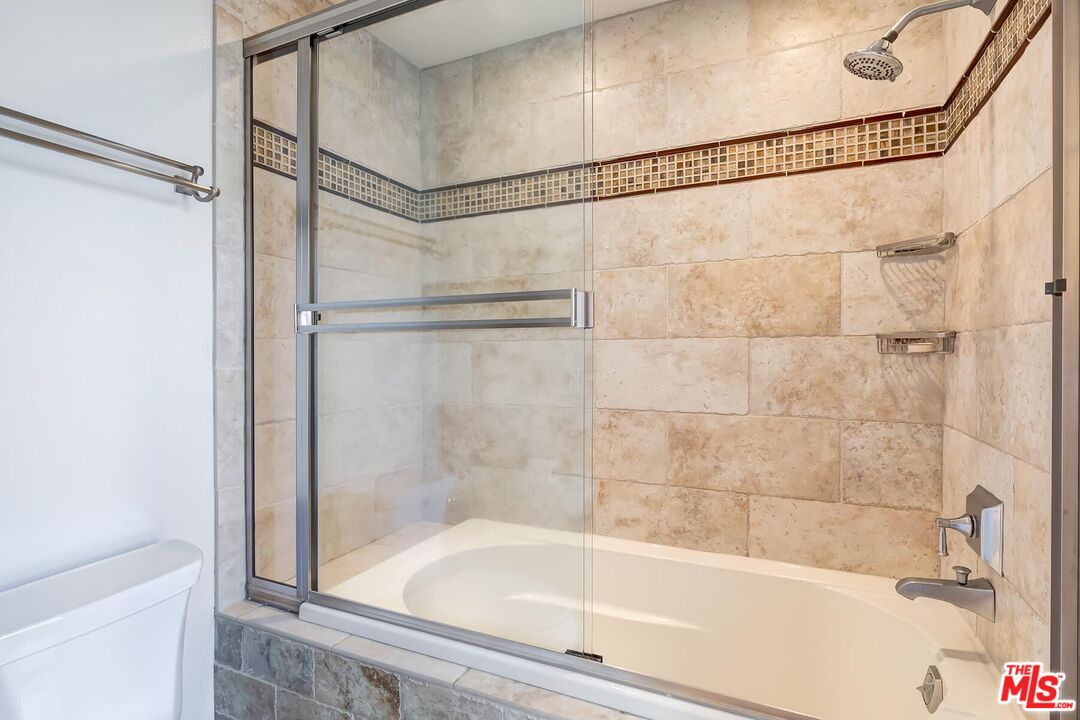 8515 Falmouth Ave Unit: 206