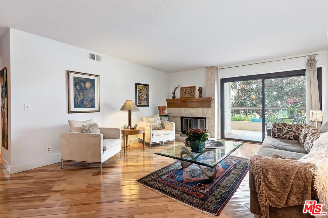 8515 Falmouth Ave Unit: 206