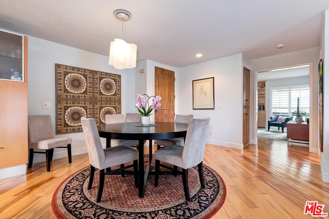 8515 Falmouth Ave Unit: 206