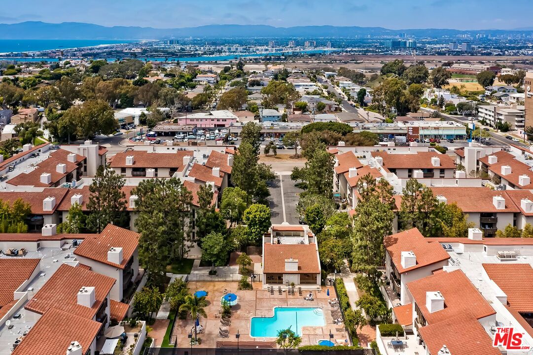 8515 Falmouth Ave Unit: 206