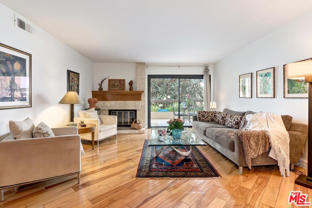 8515 Falmouth Ave Unit: 206