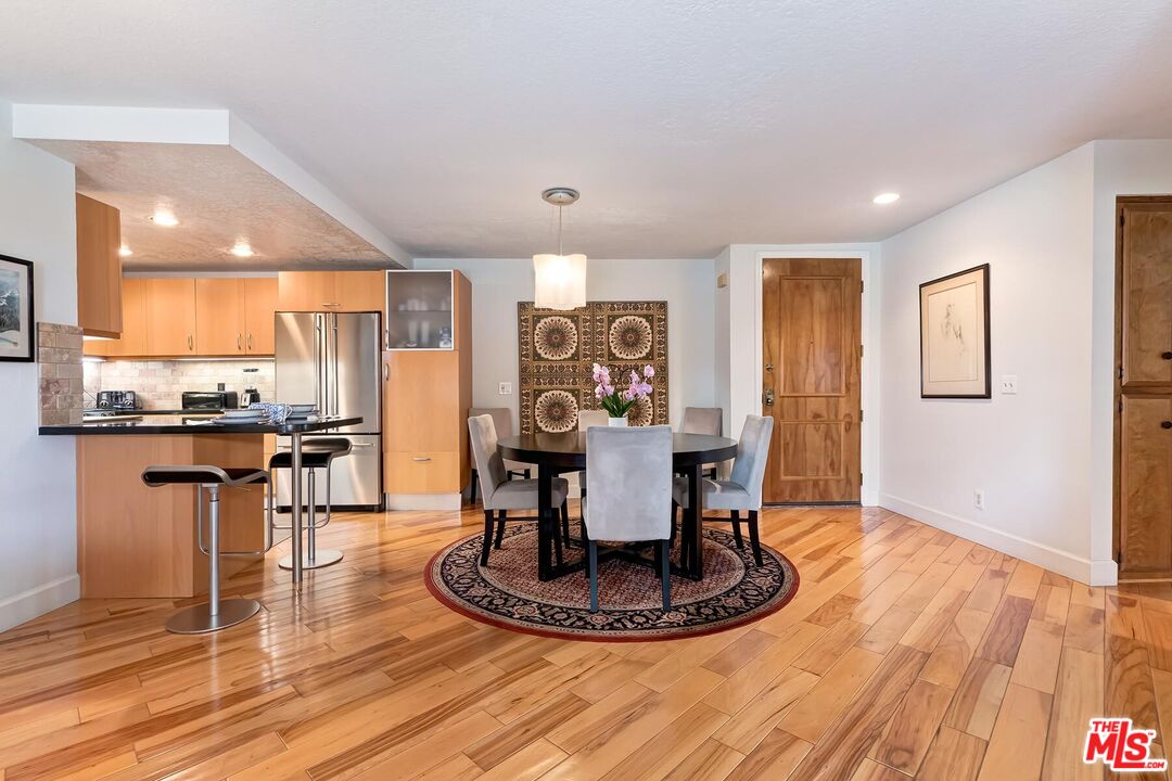 8515 Falmouth Ave Unit: 206