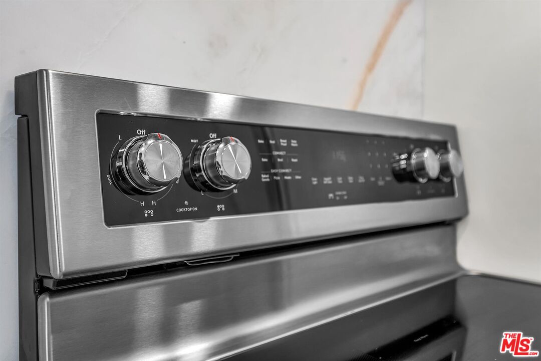 10751 Wilshire Blvd Unit: 909