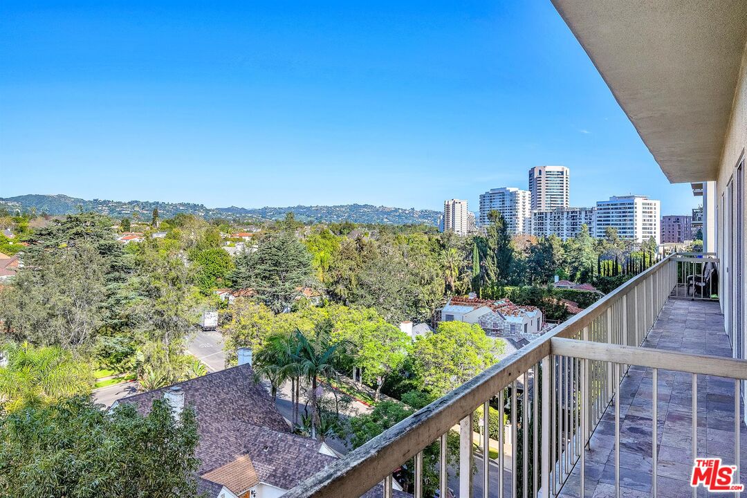 10751 Wilshire Blvd Unit: 909