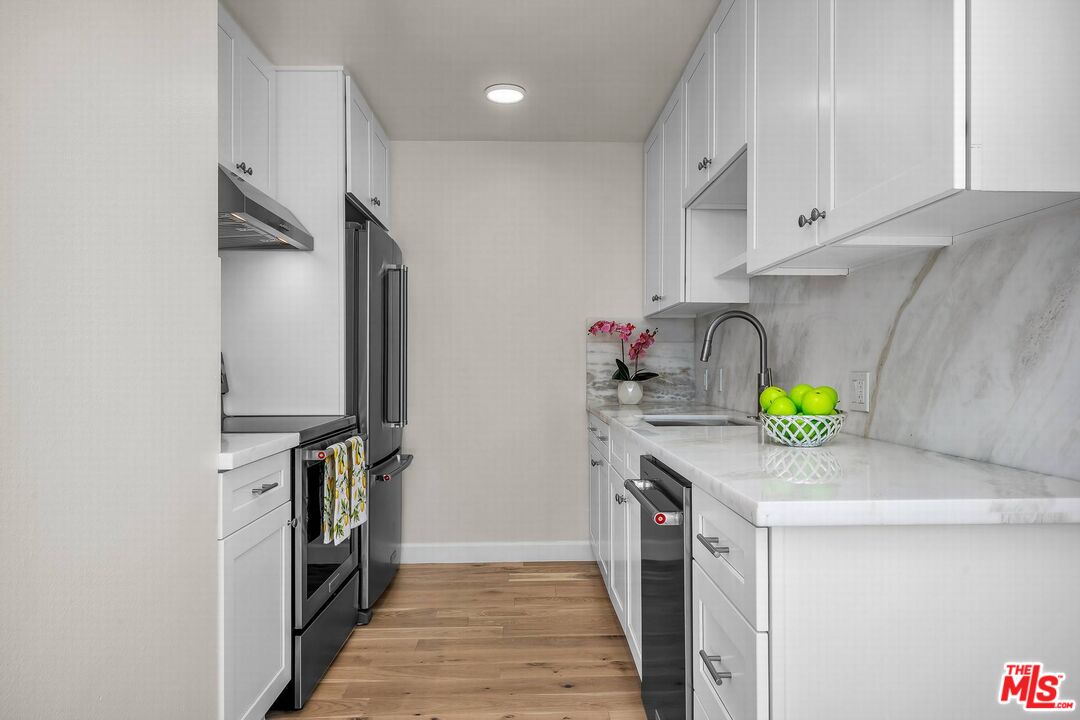 10751 Wilshire Blvd Unit: 909