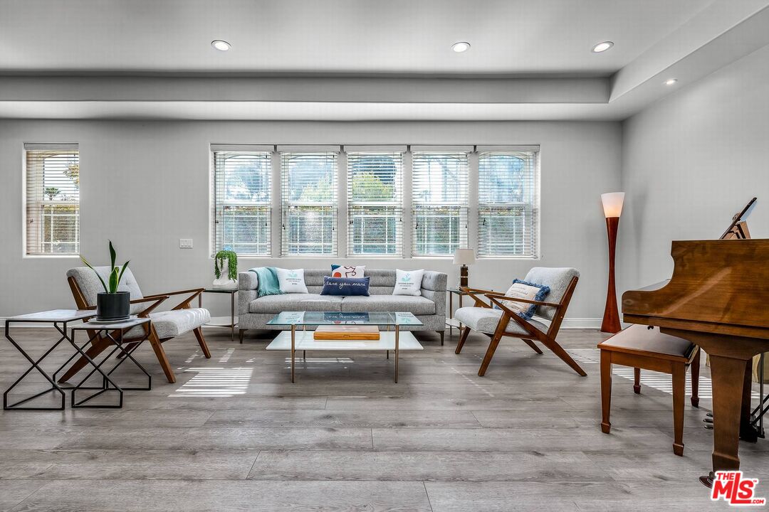 928 Harbor Crossing Ln