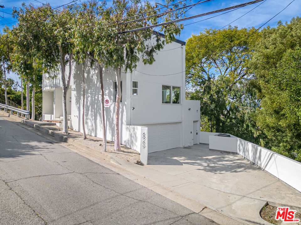 6969 Woodrow Wilson Dr