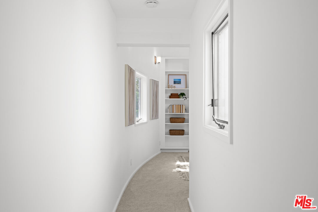 6969 Woodrow Wilson Dr