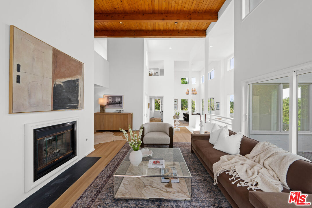 6969 Woodrow Wilson Dr