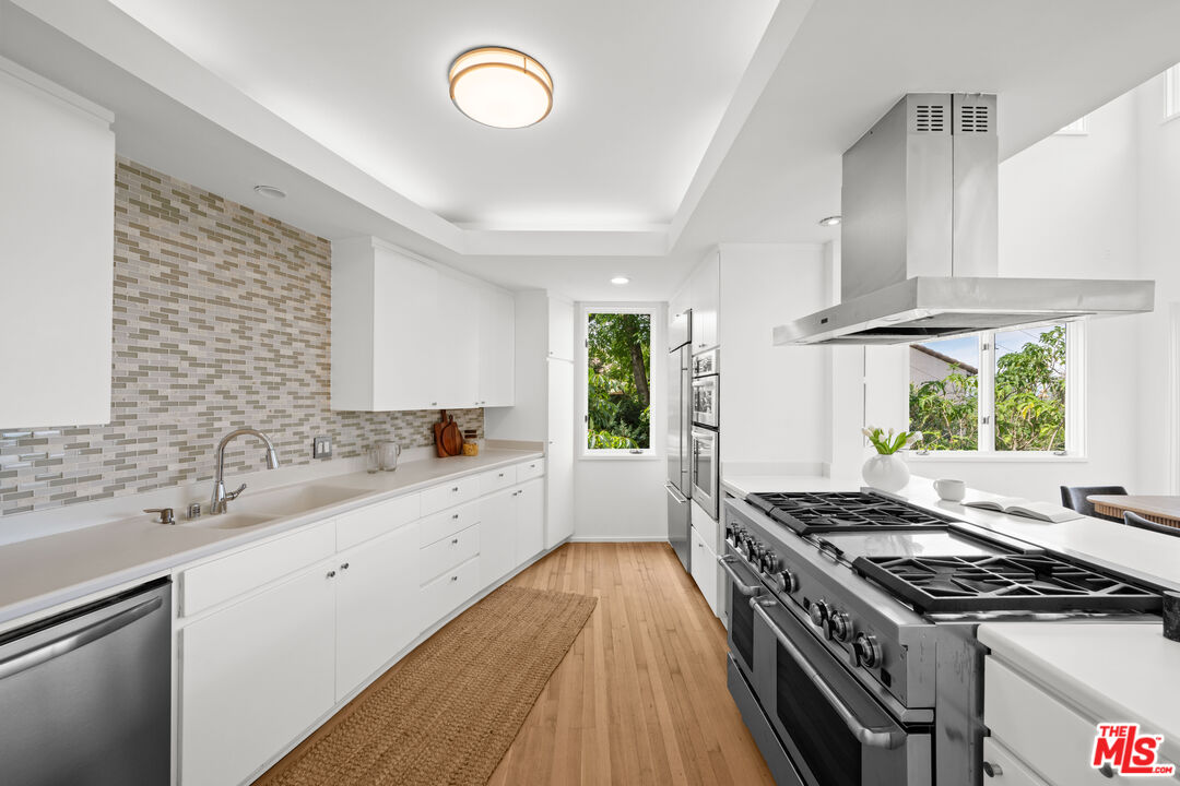 6969 Woodrow Wilson Dr