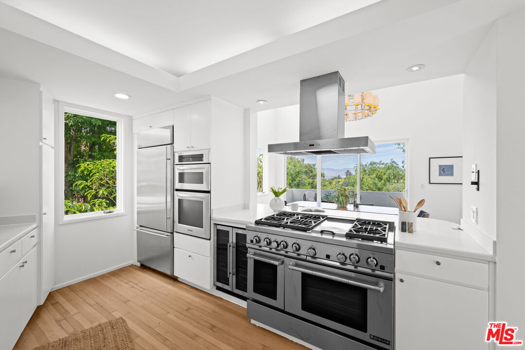 6969 Woodrow Wilson Dr