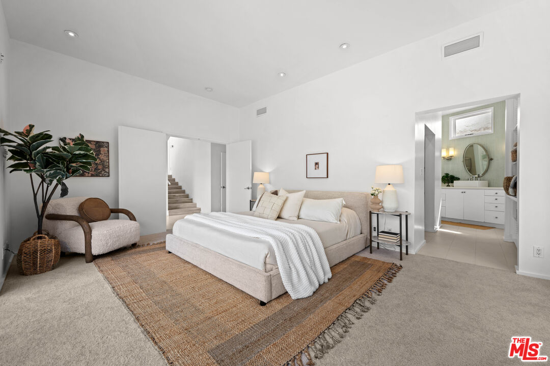 6969 Woodrow Wilson Dr