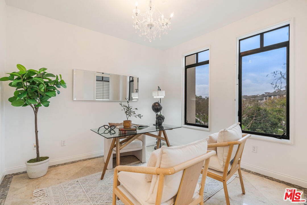 5625 W Crescent Park Unit: 335